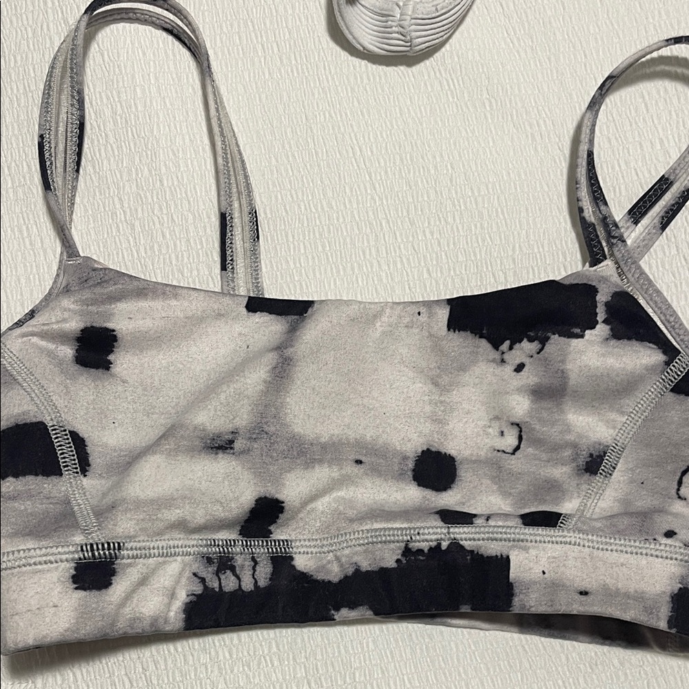 lululemon athletica Black and Cream Patterned Sports Bra